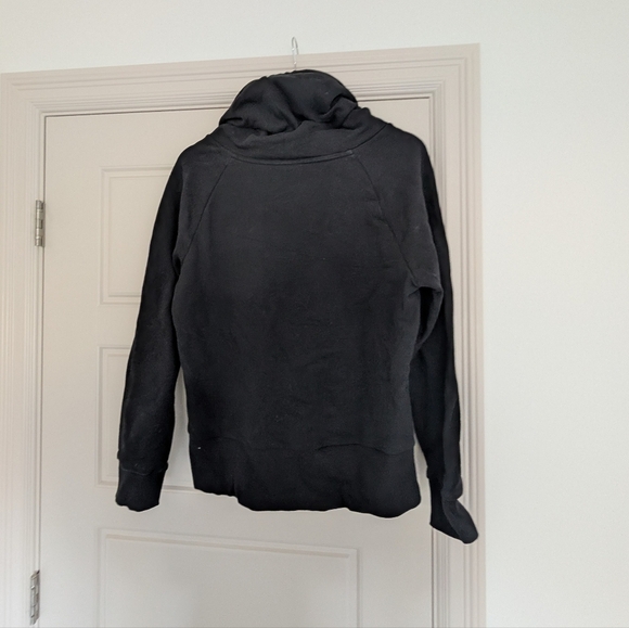 Puma Black Cowl Neck Sweater Size XL - Picture 3 of 6